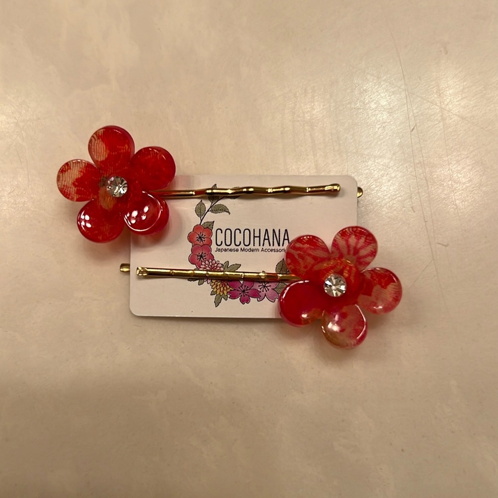 Really cute hair clips